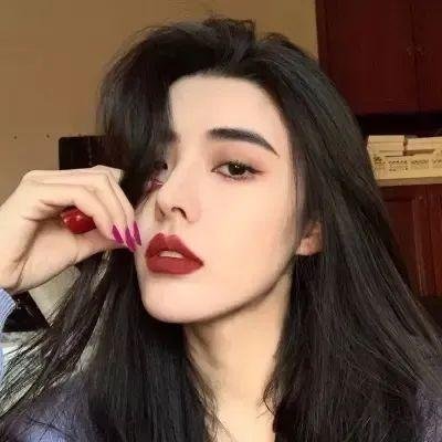 农村里飞出金凤凰